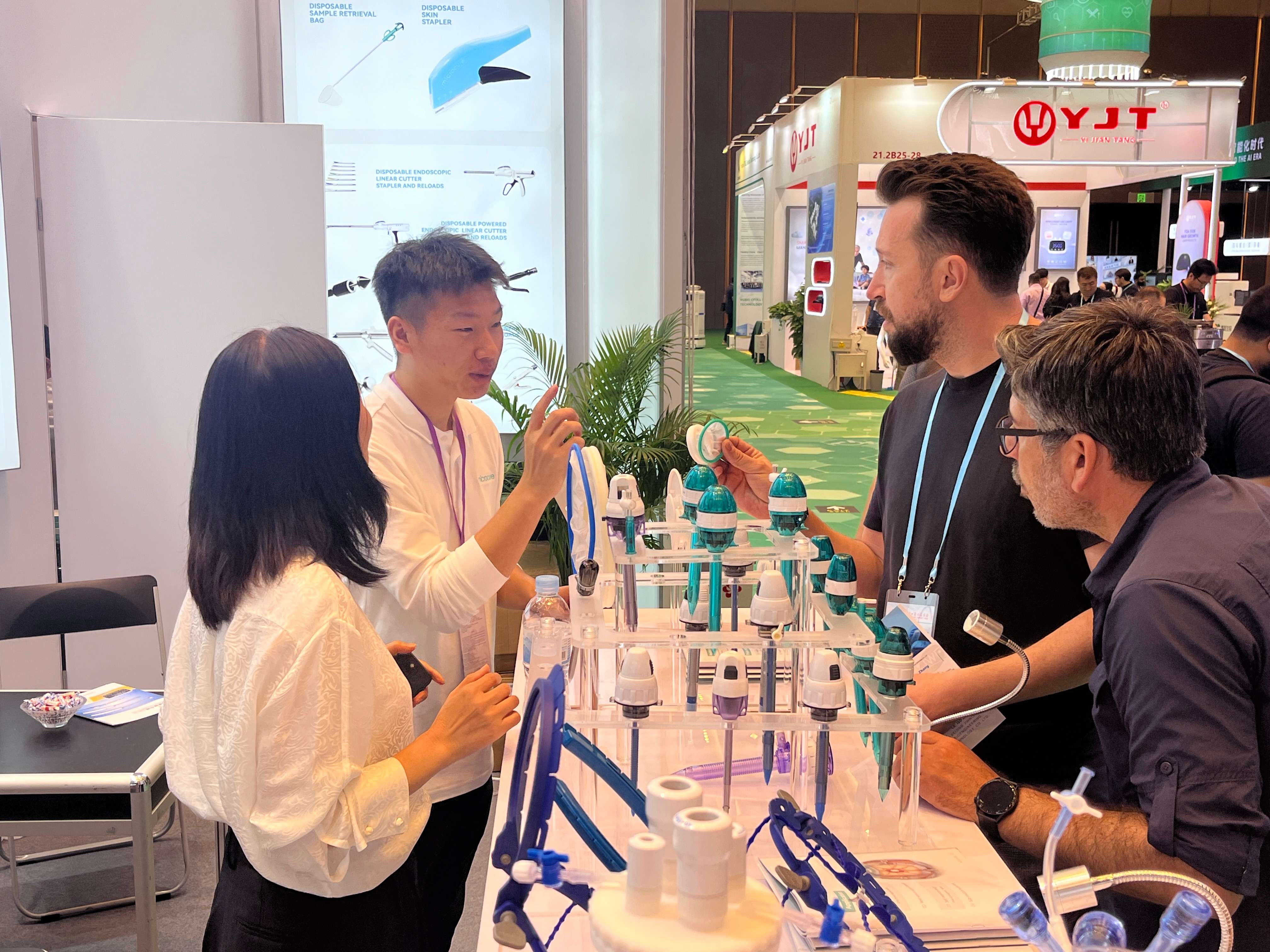 1762420176465760.jpg 7c6d2e33-1eb4-4d17-adaf-e0a04e9d97a1.jpg